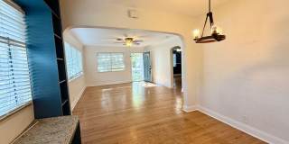 Euclid/Woodlawn Roommate Dream 4/3 home Gallery 6
