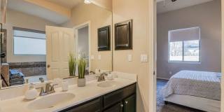 Westside area for Short or Long Term Rental (Completely Furnished) Beautiful 3 bed/2.5 baths plus Office space Gallery 8