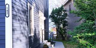 142 Newbury Street Gallery 25