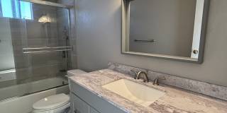 2932 Preece St - B Gallery 11
