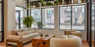 The Hallon Gallery 81