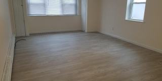 608 E Penn Street Gallery 5