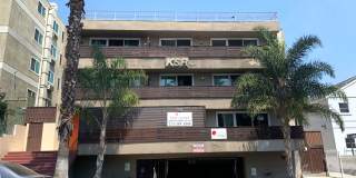 Koreatown Renovated Bachelor/Studio Gallery 1