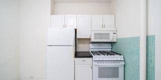 6601 BROADWAY Gallery 5