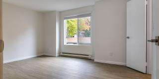 The Docks at Redmond Lakeview Gallery 48