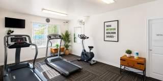 3140 BRITANNIA Boulevard Gallery 45