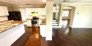*MOVE IN SPECIAL* Gorgeous Four Bedroom Home with Covered Patio Near Medical Center!! Gallery 10