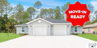 LIKE NEW 3/2/1 TOWNHOUSE IN BEAUTIFUL SEMINOLE WOODS Gallery 1