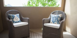 The Lincoln Scottsdale Gallery 5