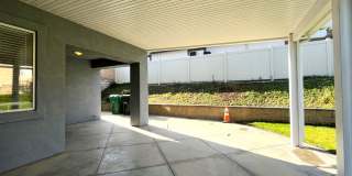 5 bed, 3 bath located in Corona CA! Gallery 41