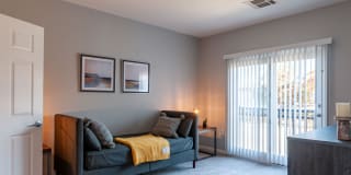 The Brownstones at Englewood South Gallery 19