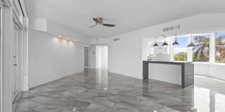 300 SE 5th Avenue Gallery 10
