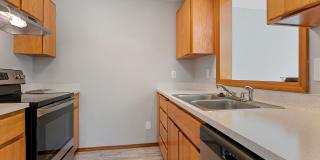 Donna Court Gallery 1