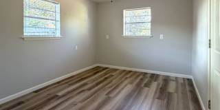 6710 SW Embassy Cir - AVAILABLE NOW! Gallery 8