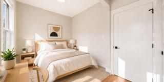18 Creighton St. Gallery 7