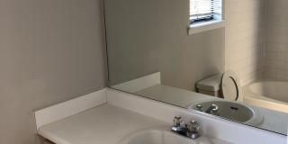 3 bed 2 bath Pet friendly Home Gallery 10