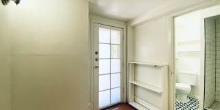 Unique Basement Unit in a Triplex- 309 E. 32nd- Available for July! Gallery 3