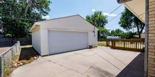 Spacious Ranch Living – 3 Beds, 2 Baths, 2 Car Garage & Large Backyard Gallery 58