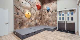 Veranda Club Gallery 18