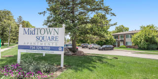 Midtown Square Apartments Gallery 1