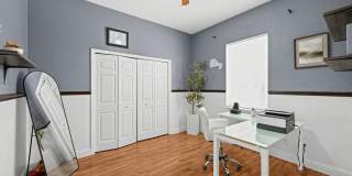 Stunning 4BR House in Naples Gallery 31