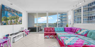 3801 NE 207th St Gallery 14