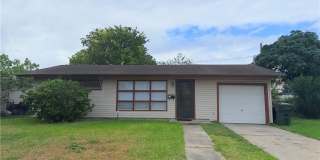 4725 Wynona Drive Gallery 1
