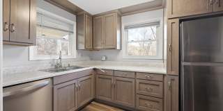 420 W Cloud Springs Road Gallery 1