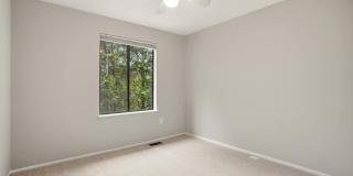 1382 ALMOND DR Gallery 21