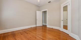 1002 E CRENSHAW STREET Gallery 11