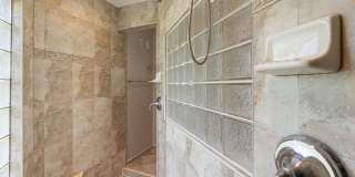 15436 SYMONDSBURY Way Gallery 31