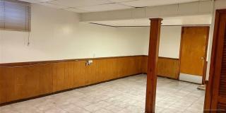 228 Philip Avenue Gallery 18