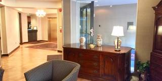 Updated Kitchen-1Bed 1Bath w Garage Parking at Georgetown Condo Gallery 4