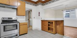 1195 King Street Gallery 12