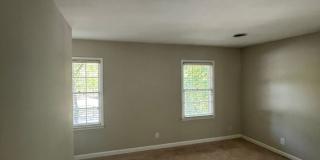 Live at the Center of Modern Conveniences & Entertainment.(500.00 off first full months rent) Live at the Center of Modern Conveniences & Entertainment.(500.00 off first full months rent) Gallery 8