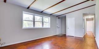 502 N MANSFIELD Street N Gallery 3