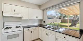 7170 Hickory Grove Gallery 15