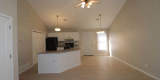 Remodeled Duplex Rent ready! Gallery 3
