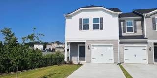 Beautiful Cul-de-sac Townhome in Concord Gallery 1