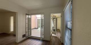 4956 S San Vicente Blvd Gallery 19