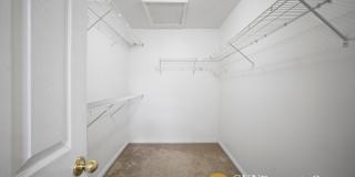 Beautiful Townhome in Excellent West Valley Area Gallery 15