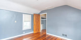 2158 Indiana Avenue Gallery 24