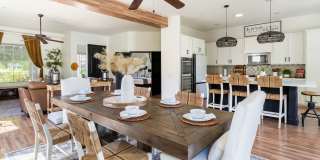 79818 Parkway Esplanade South Gallery 3