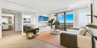 2201 Collins Ave Gallery 1