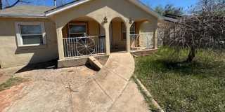 fully furnished 3-bedroom, 2-bathroom Gallery 1