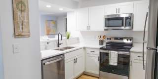 Elevate Apartments at Hawkeye - Student Housing Gallery 3