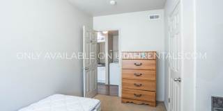 884 E 700 N Gallery 12