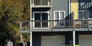 2 Bedroom, 1.5 bath Townhouse at the beach Gallery 1