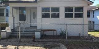 Fully Renovated 3/1 first floor single family home available for Immediate rent! Gallery 1