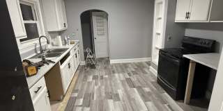 18 Beacon Street Gallery 1